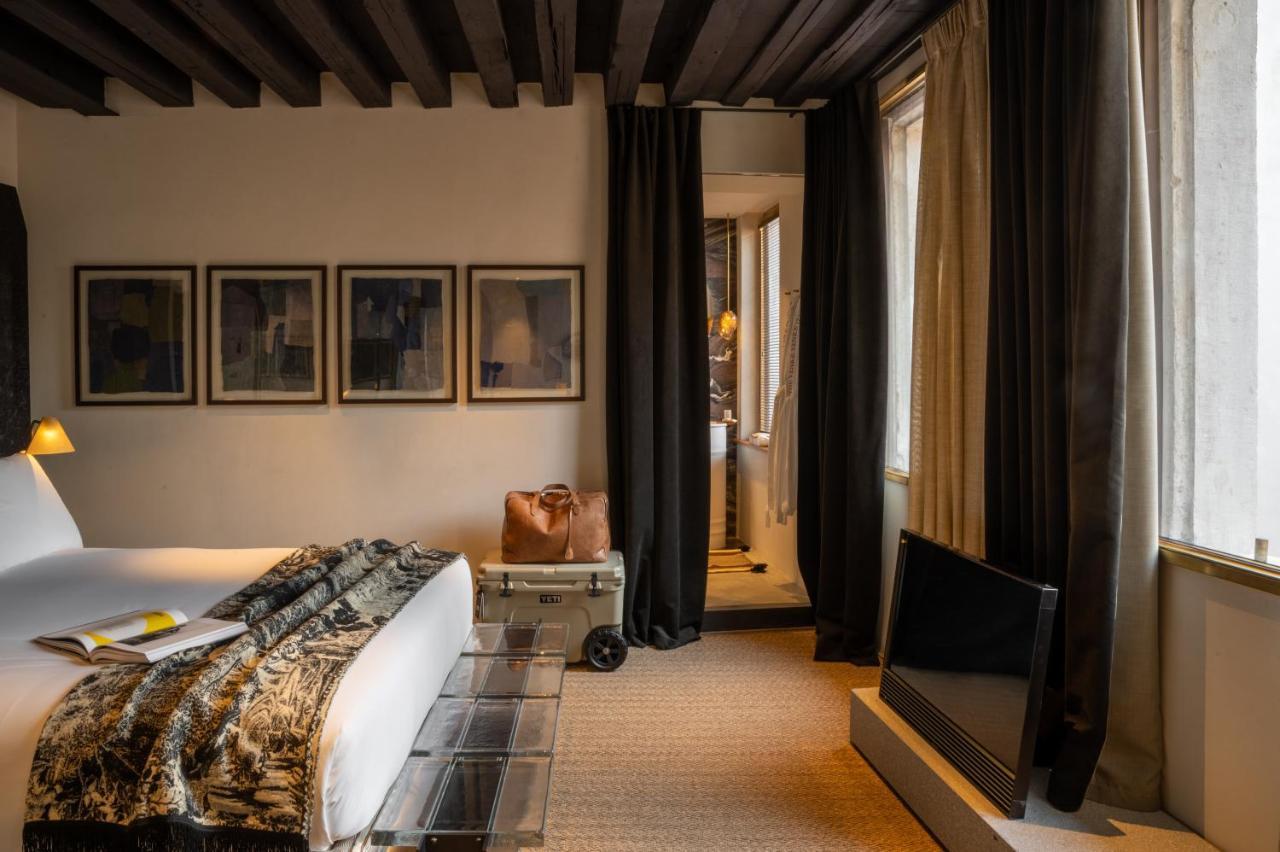 Hotel The 5*