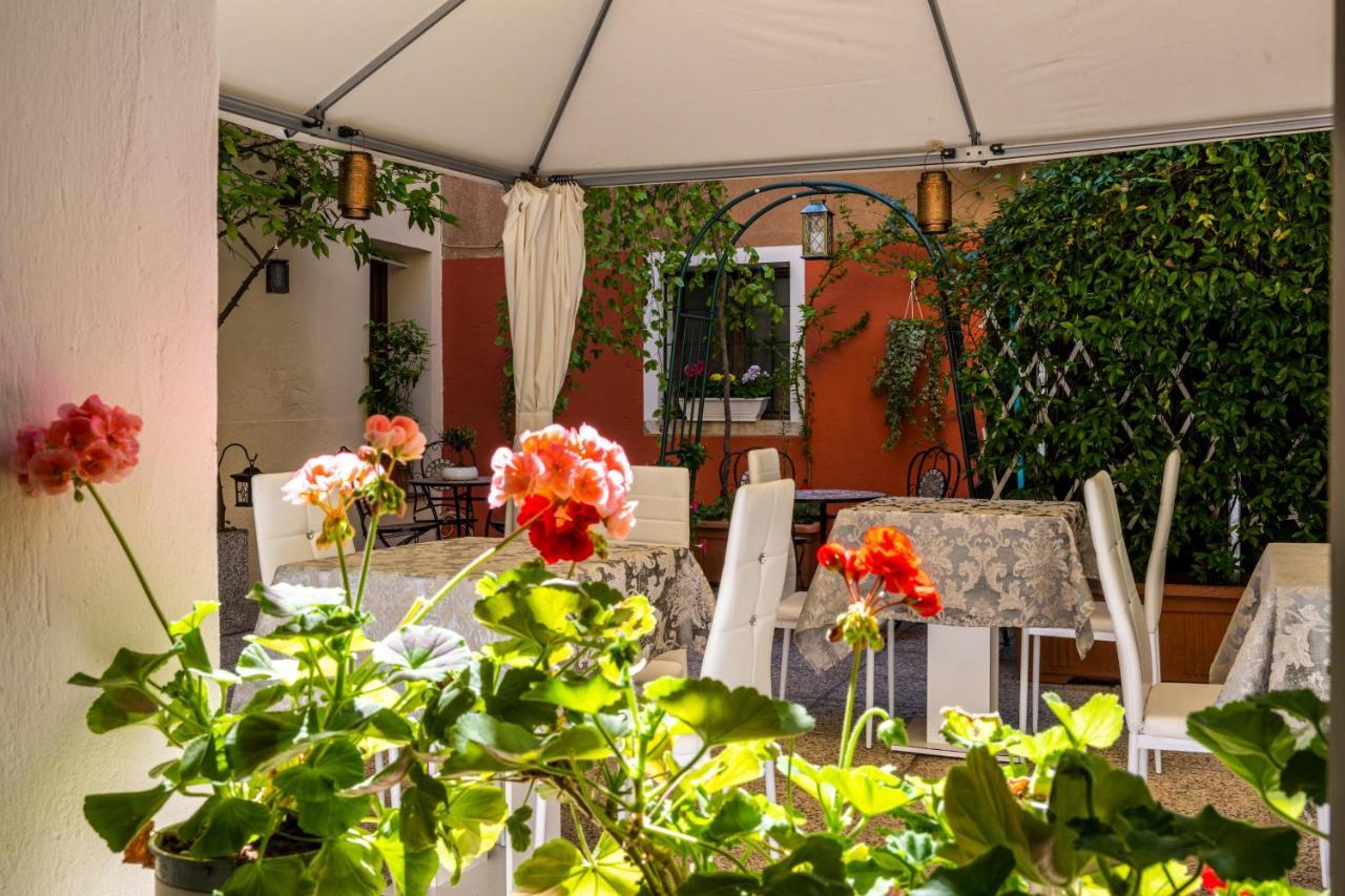 Apostoli Garden Hotel 3*