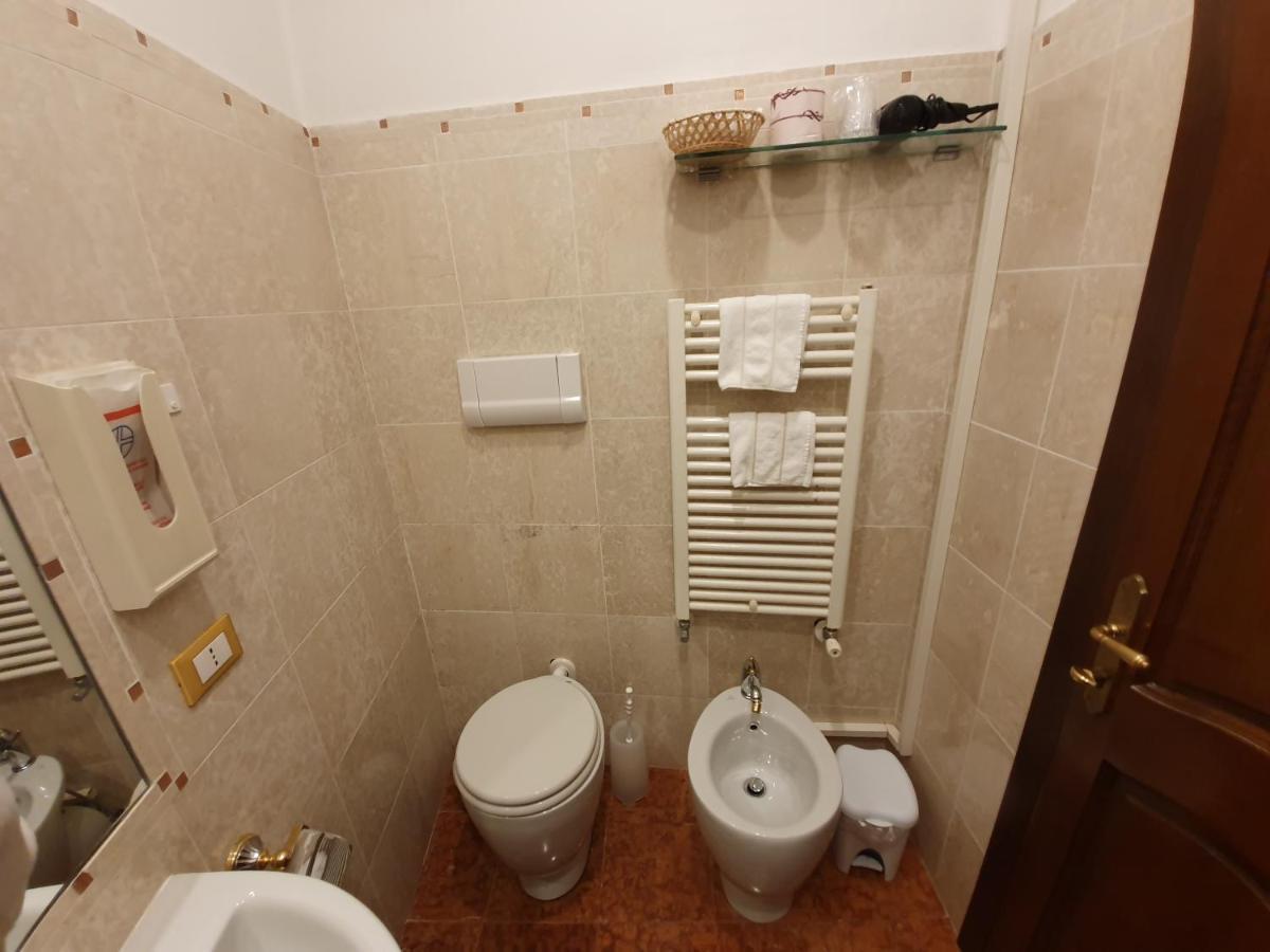Acomodação com café da manhã  Casa Fenice 2*