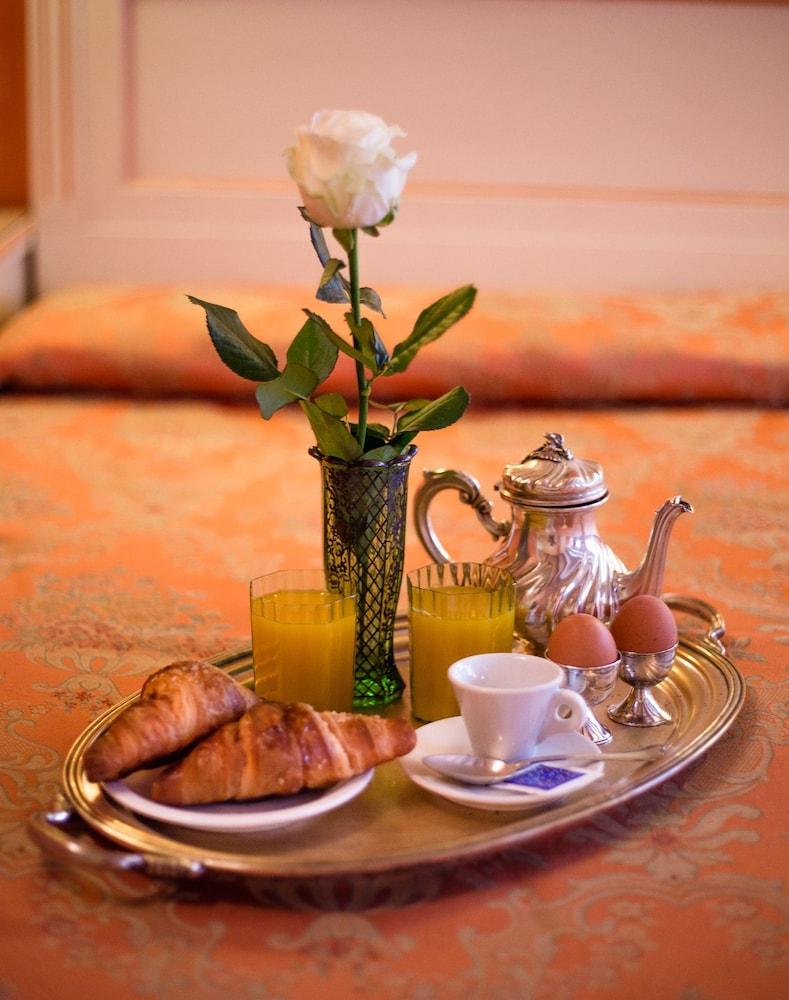 Acomodação com café da manhã  Lanterna Di Marco Polo