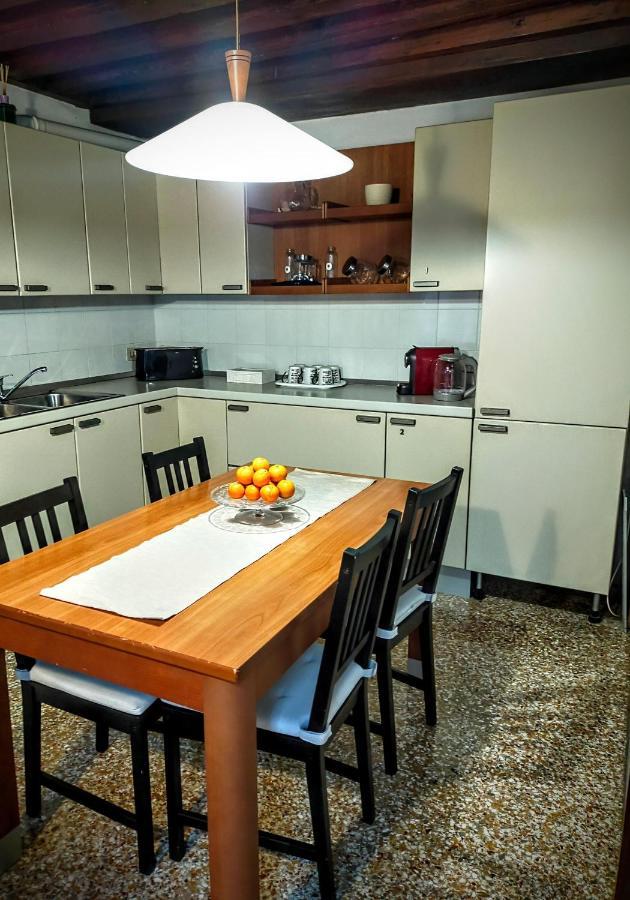 And - Private In Shared Guest house Venice