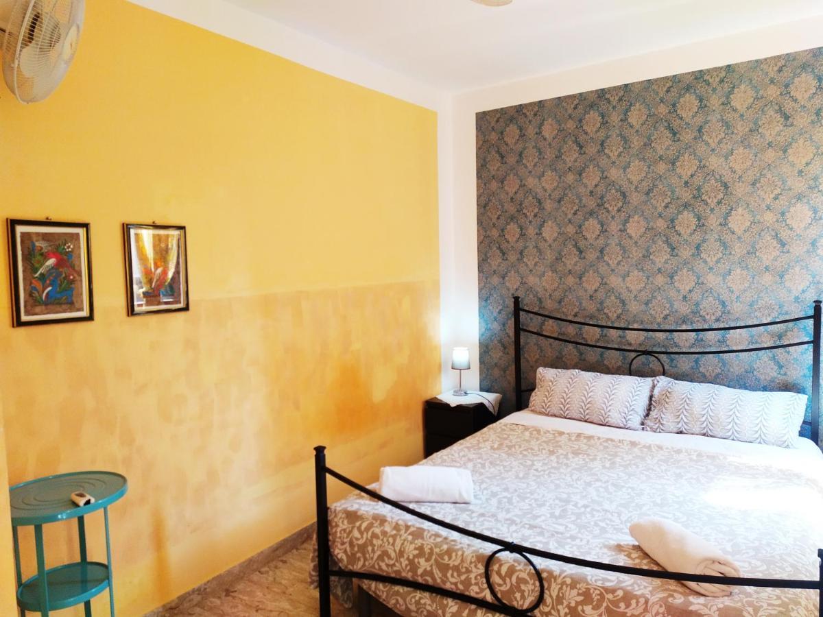 Two Steps From Rialto Bridge Guest house