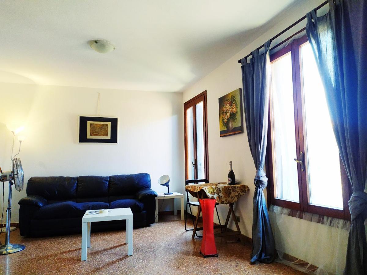 Two Steps From Rialto Guest house Venice