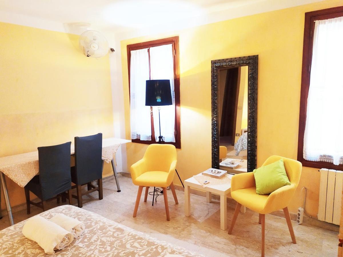 Guest house Two Steps From Rialto Bridge Venice