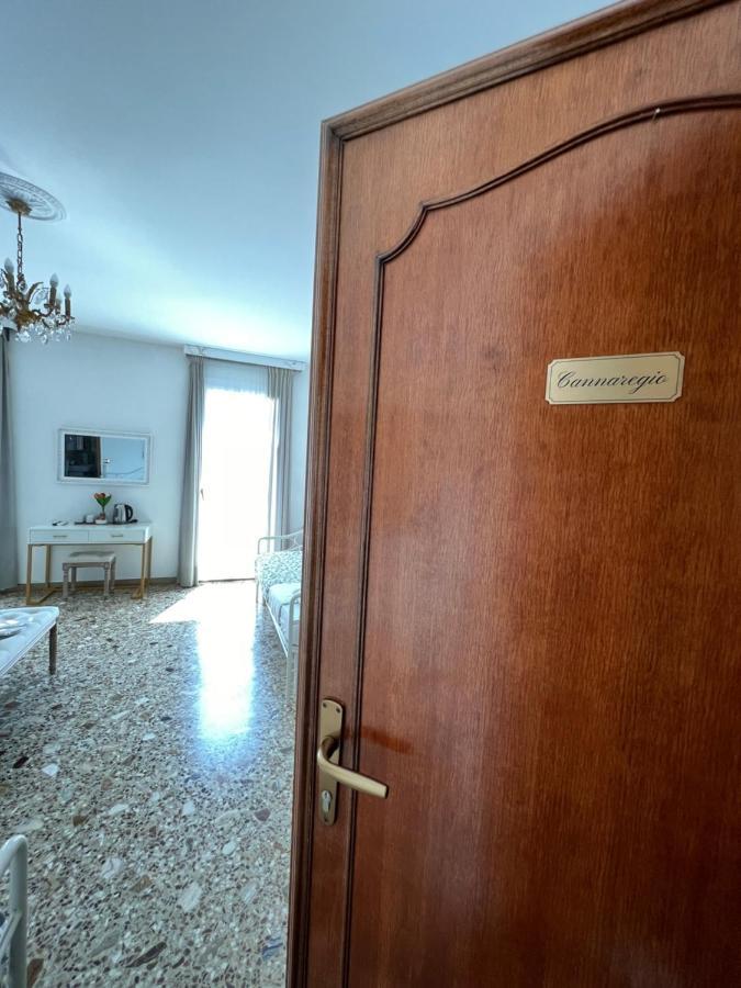 Canal View Homestay Venice