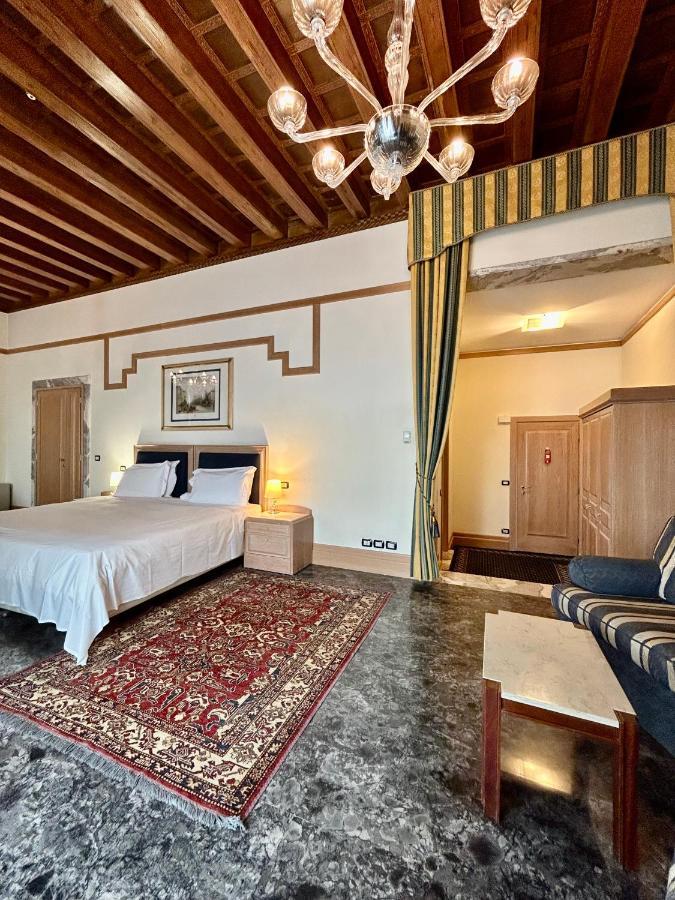 Foscari Palace Hotel 4*
