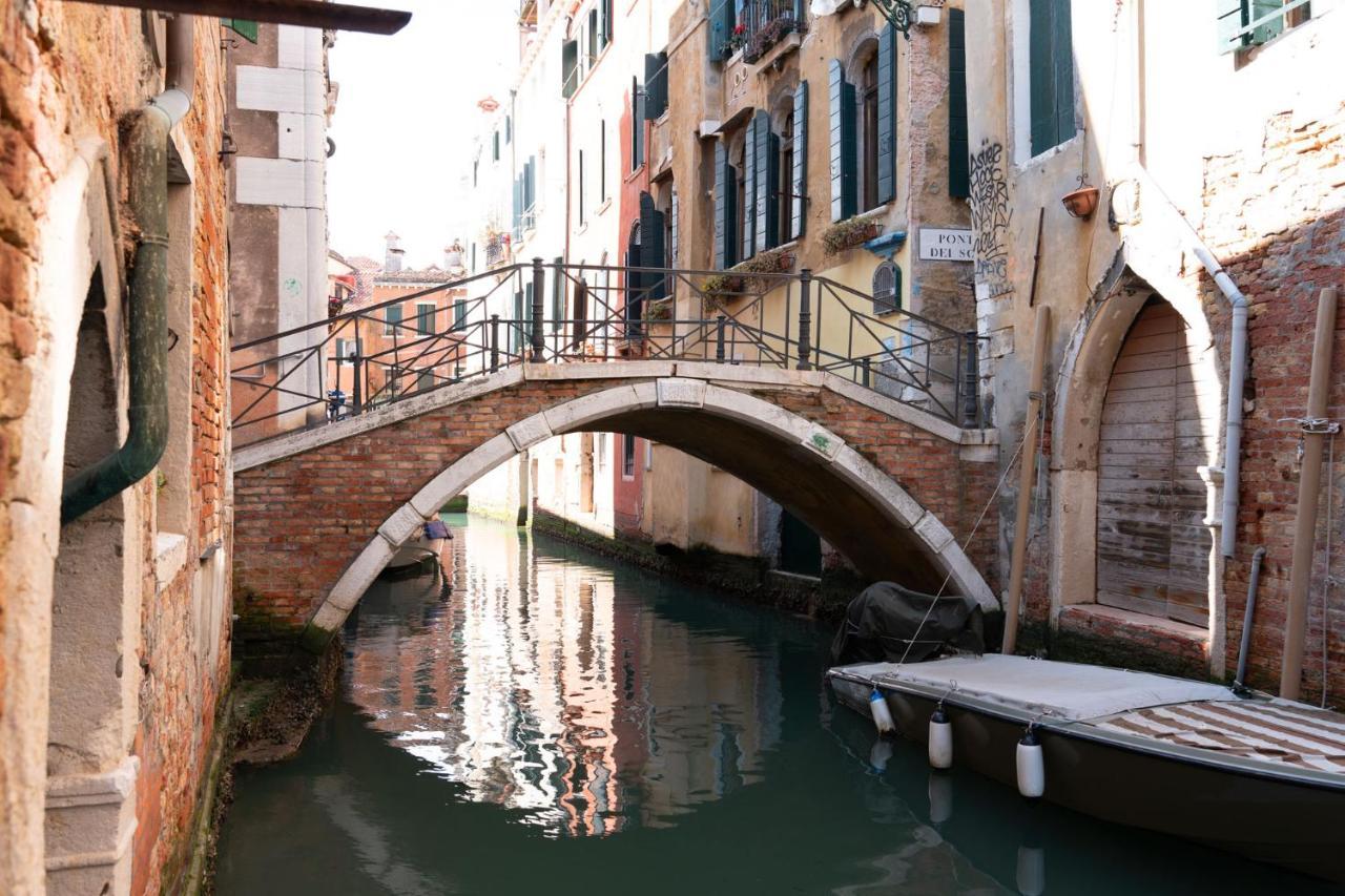 Casa Al Ponte Scudi - 4 Windows On The Canal