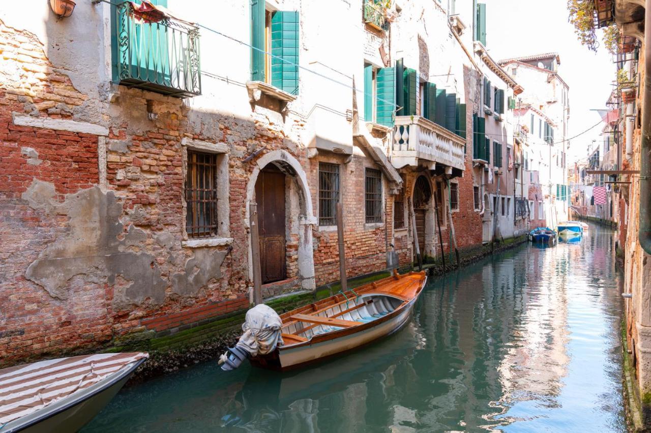 Casa Al Ponte Scudi - 4 Windows On The Canal Apartment *