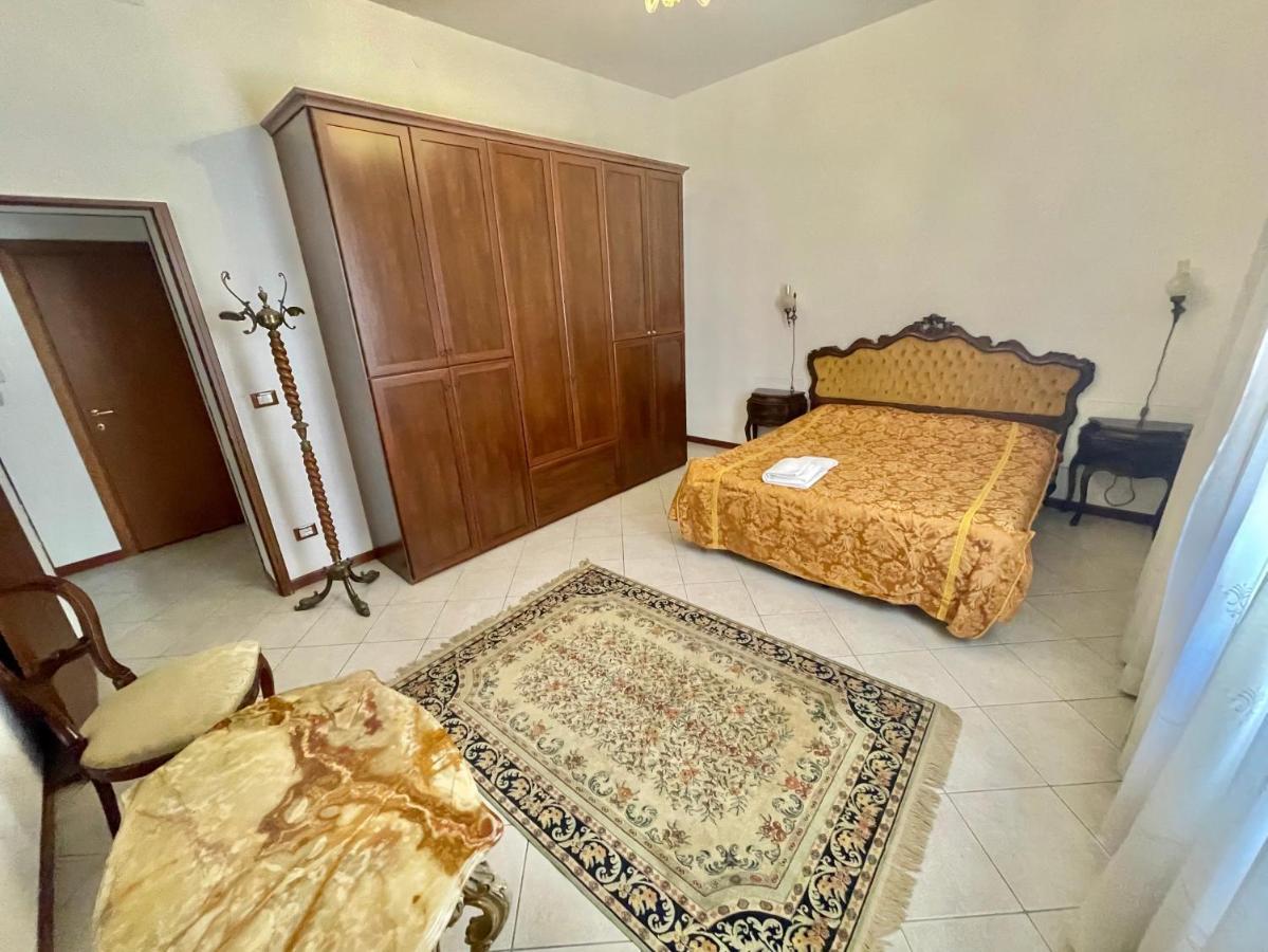 Queen House Apartment