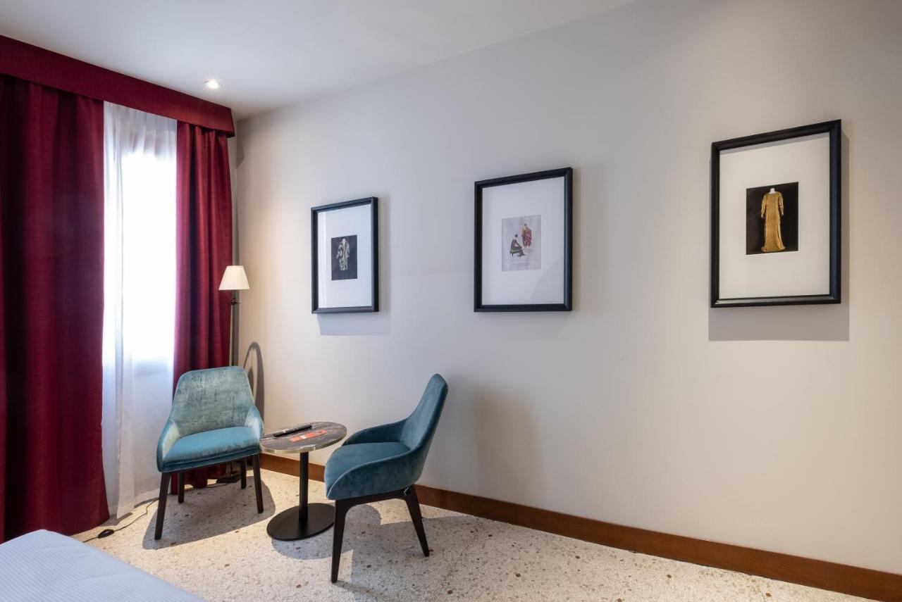 Palazzina Fortuny 3* Venice