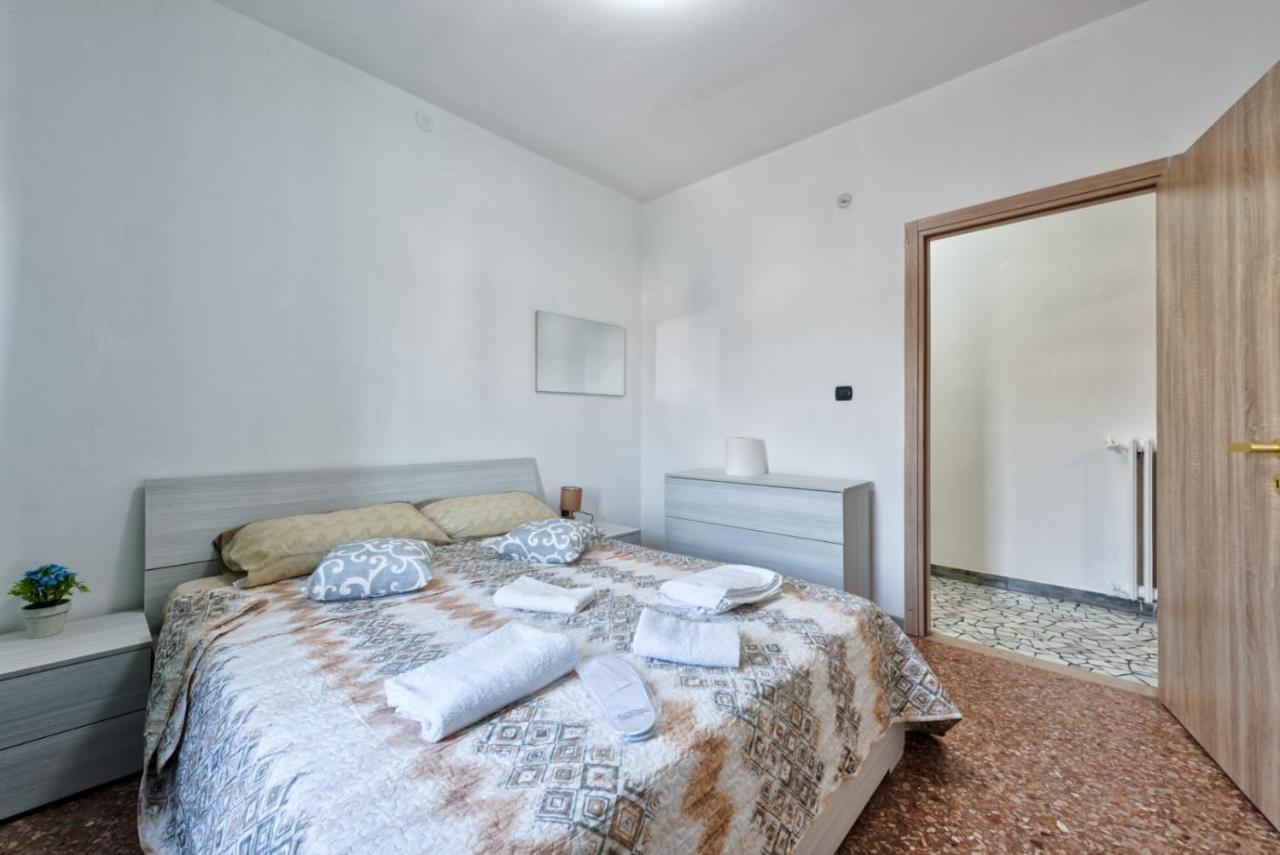 H&s Apt Private 3 Bedroom * Venice