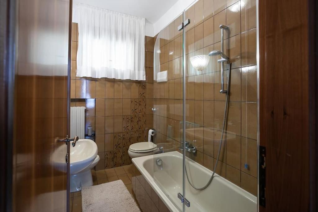 Classy Spacious Close To St.mark Square Apartment Venice