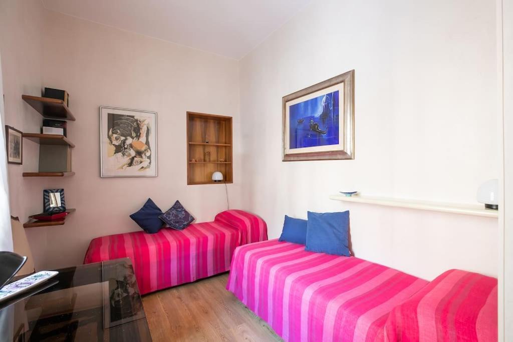 Classy Spacious Close To St.mark Square Venice