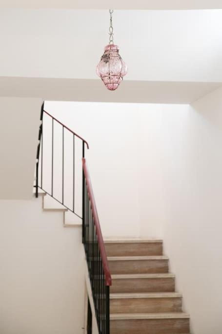 Classy Spacious Close To St.mark Square