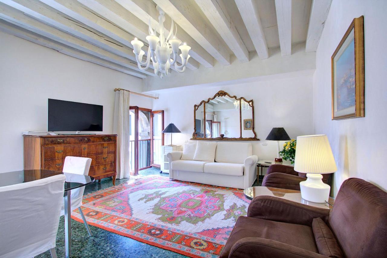 Marco Canal-views Apartment Venice