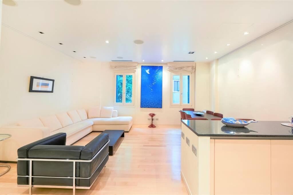 Ca' Santa Eufemia, Cozy And Classy, Sleep 4 Apartment Venice