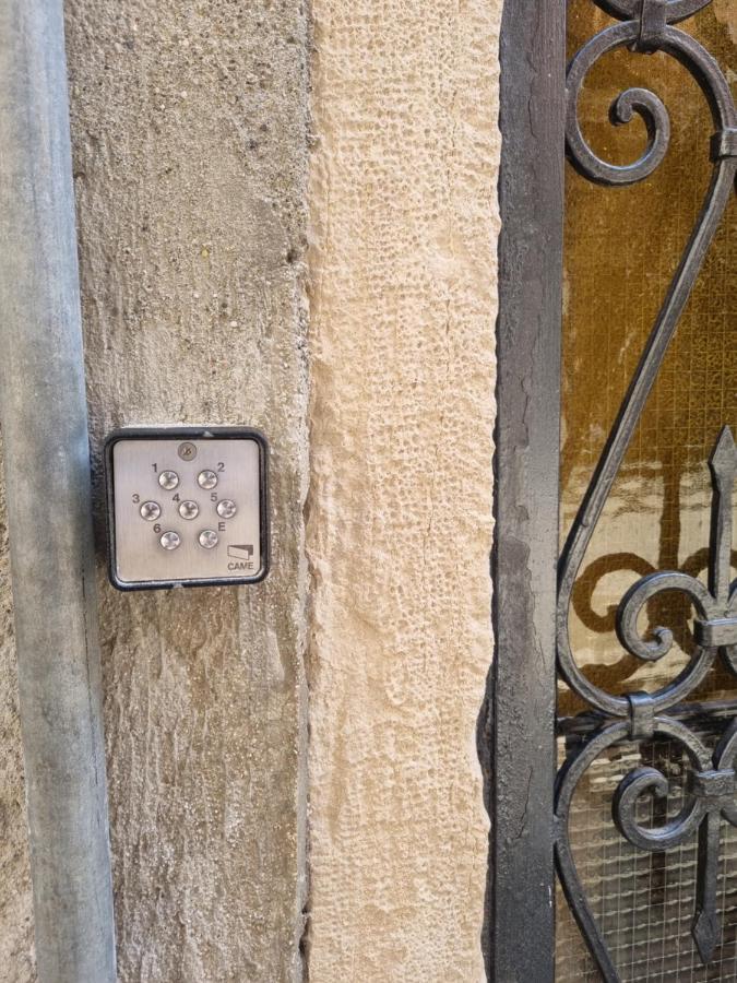 Casa Peron * Venice