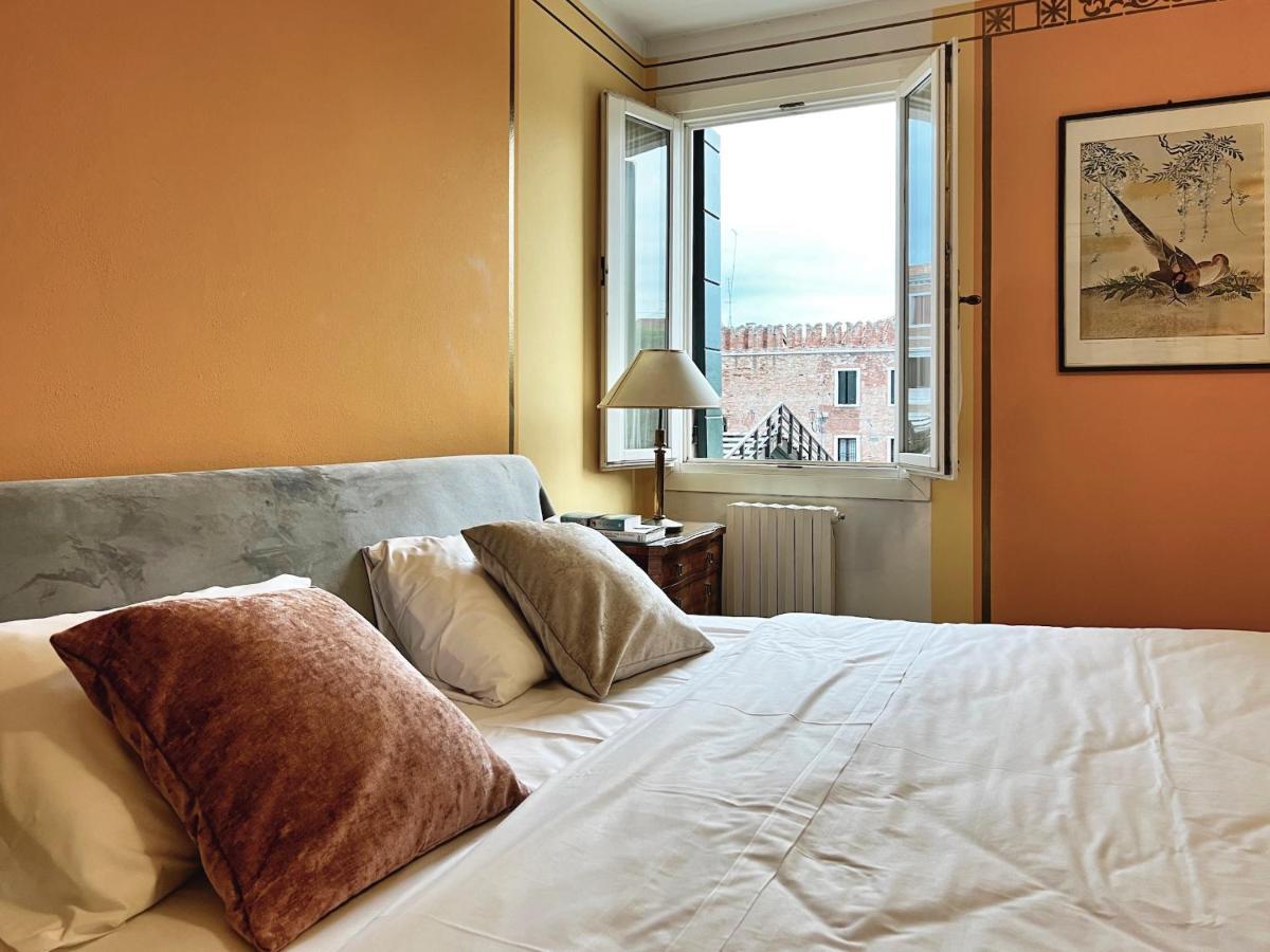 With View In Venice, Arsenale. Apartment Venice