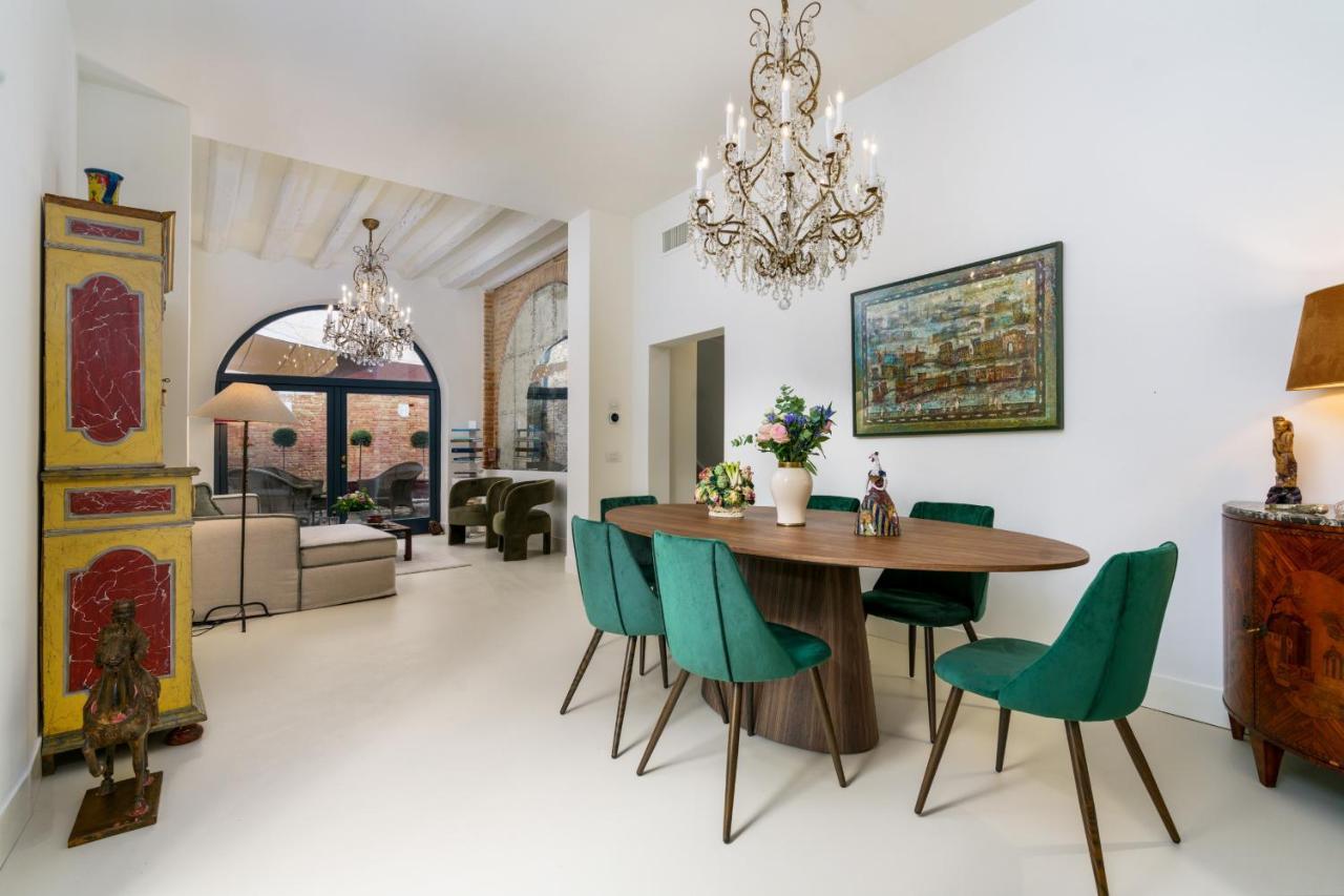Corte Della Palma Superb Venetian Garden Apartment *