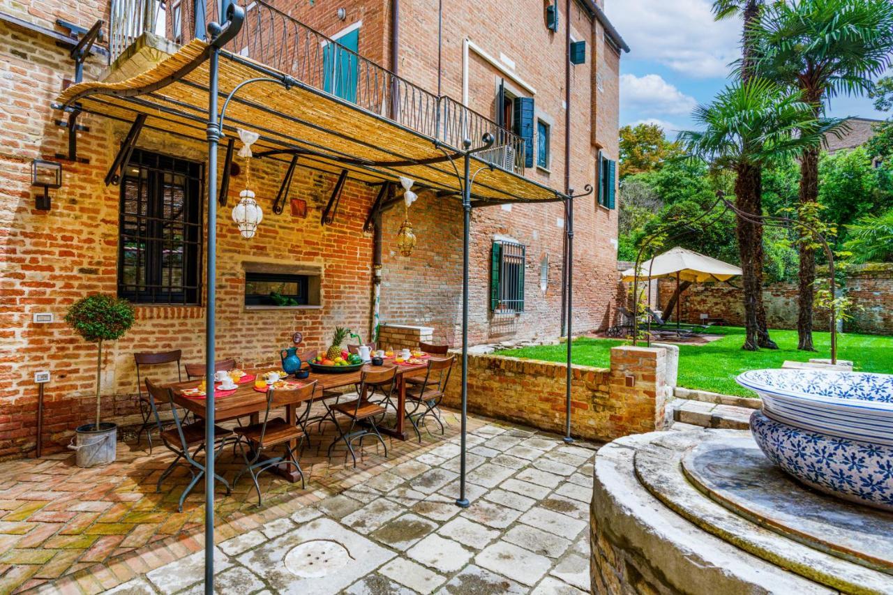 Corte Della Palma Superb Venetian Garden Apartment *