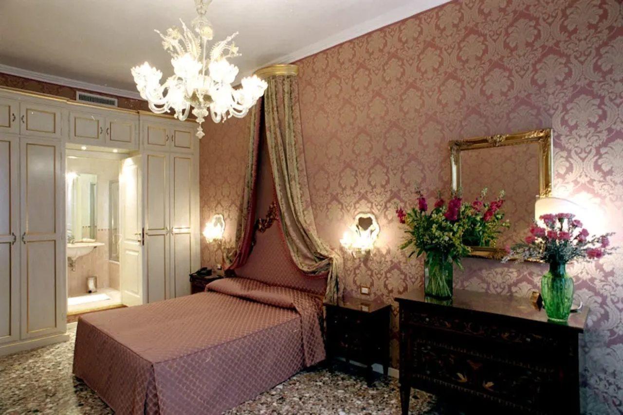 Casa Pisani Canal Veneza
