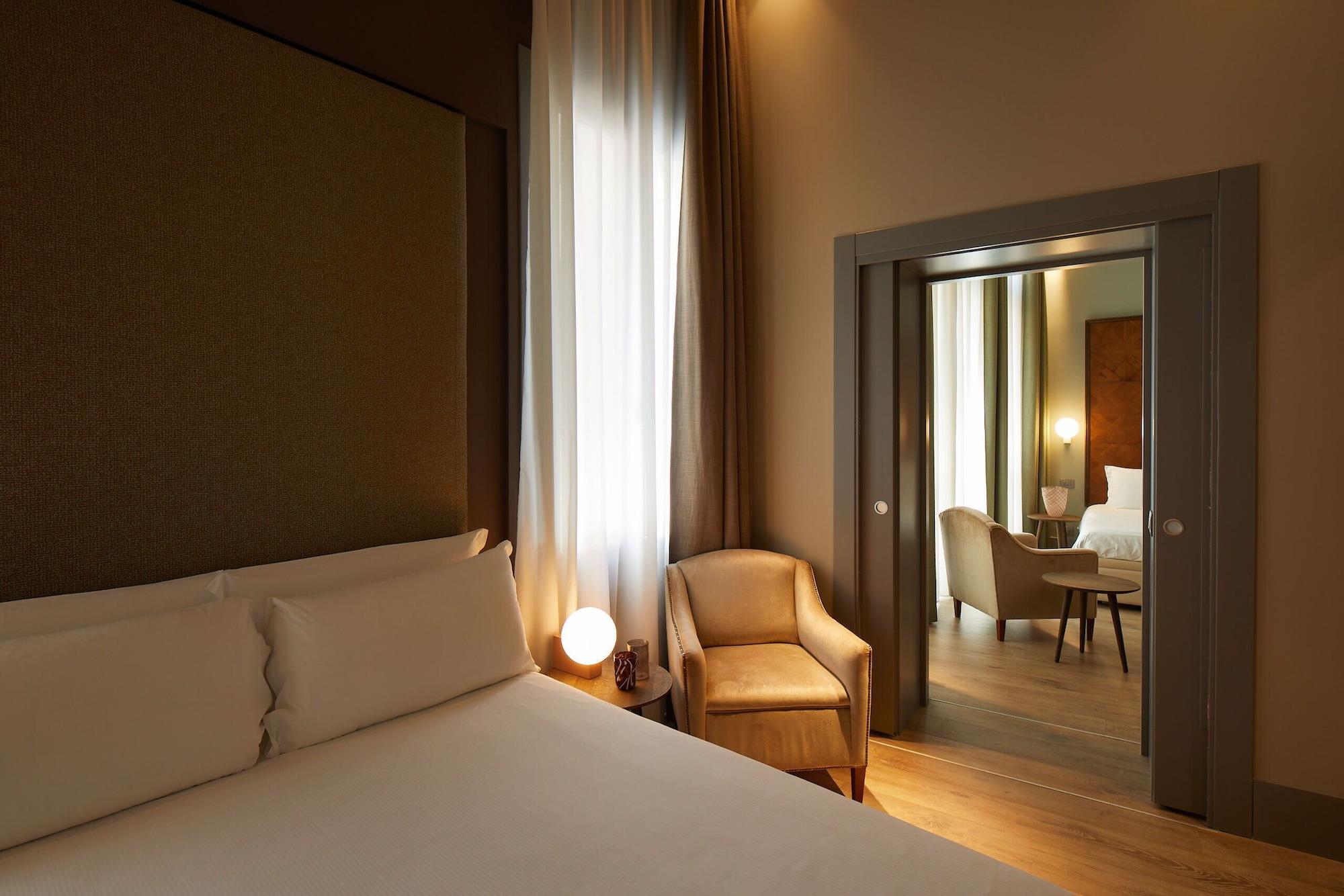 Hotel Dei Dragomanni 4*