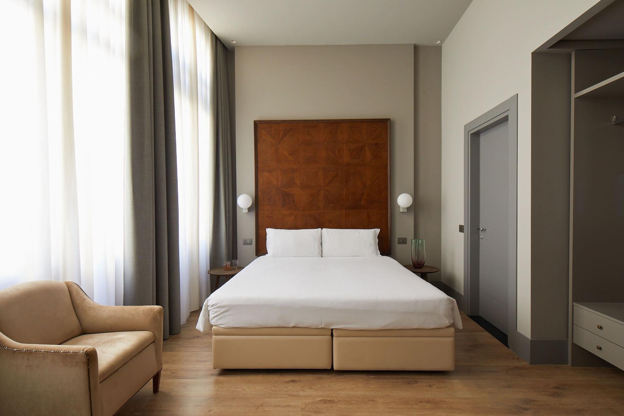 Dei Dragomanni Hotel 4*