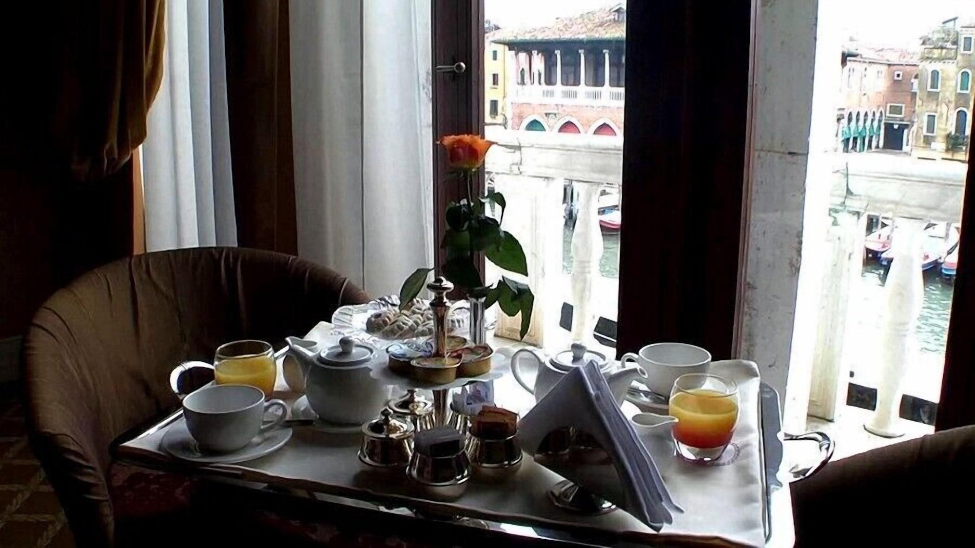 Hotel Pesaro Palace Veneza