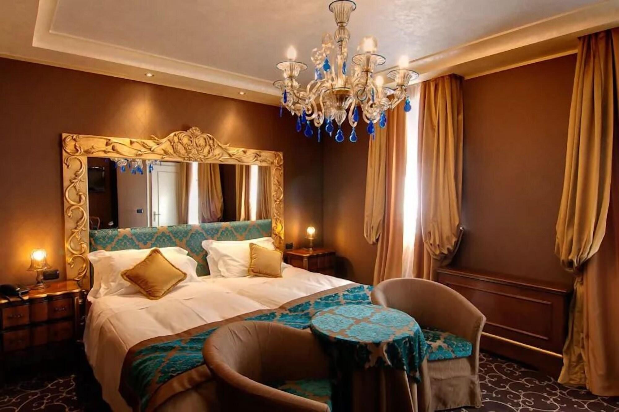 Pesaro Palace Hotel