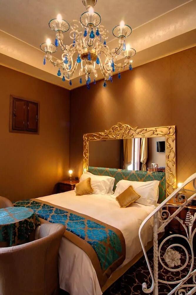 Pesaro Palace 4*