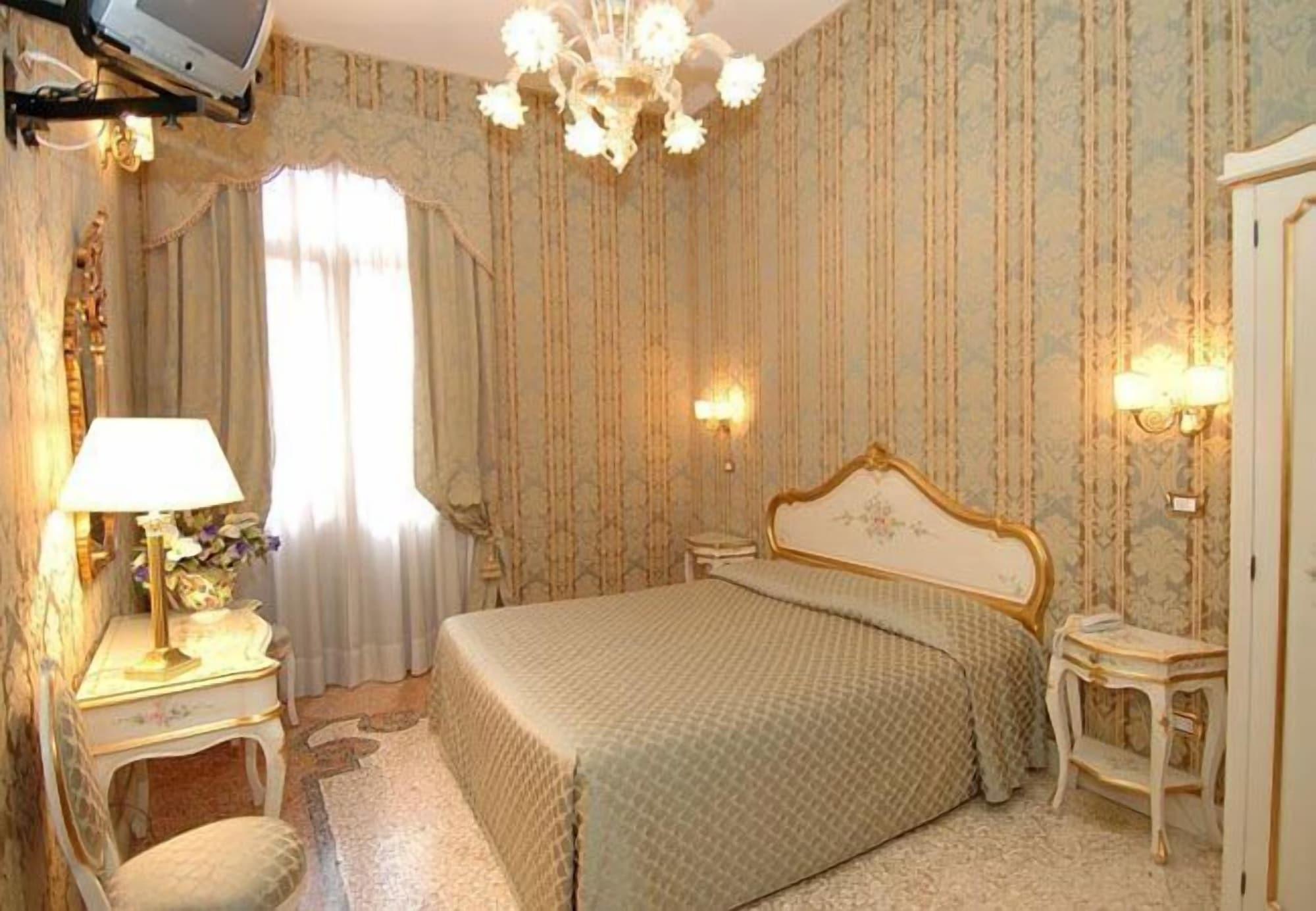Residenza San Maurizio 3*