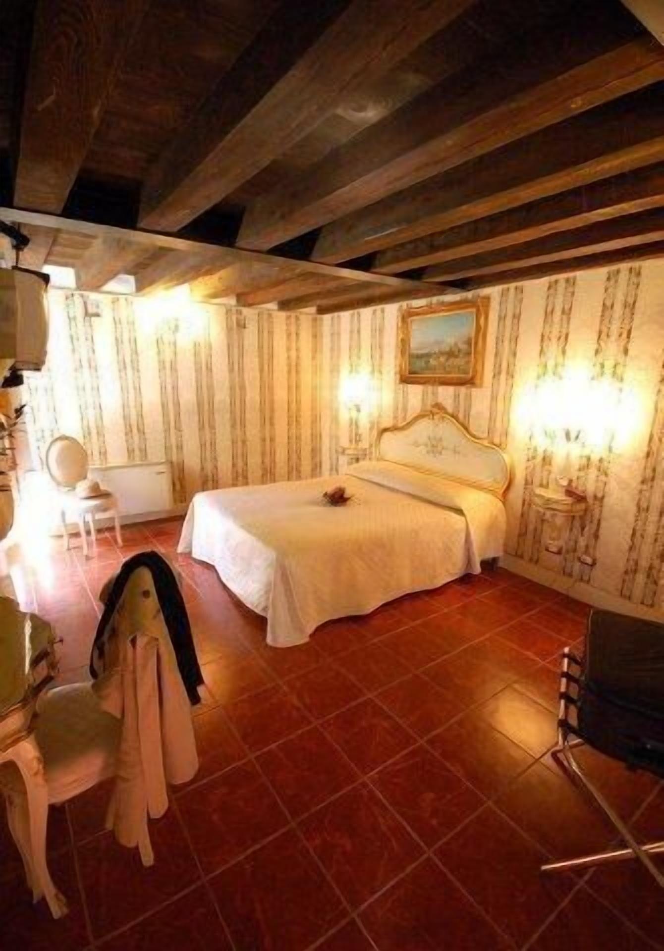 Residenza San Maurizio Guest house