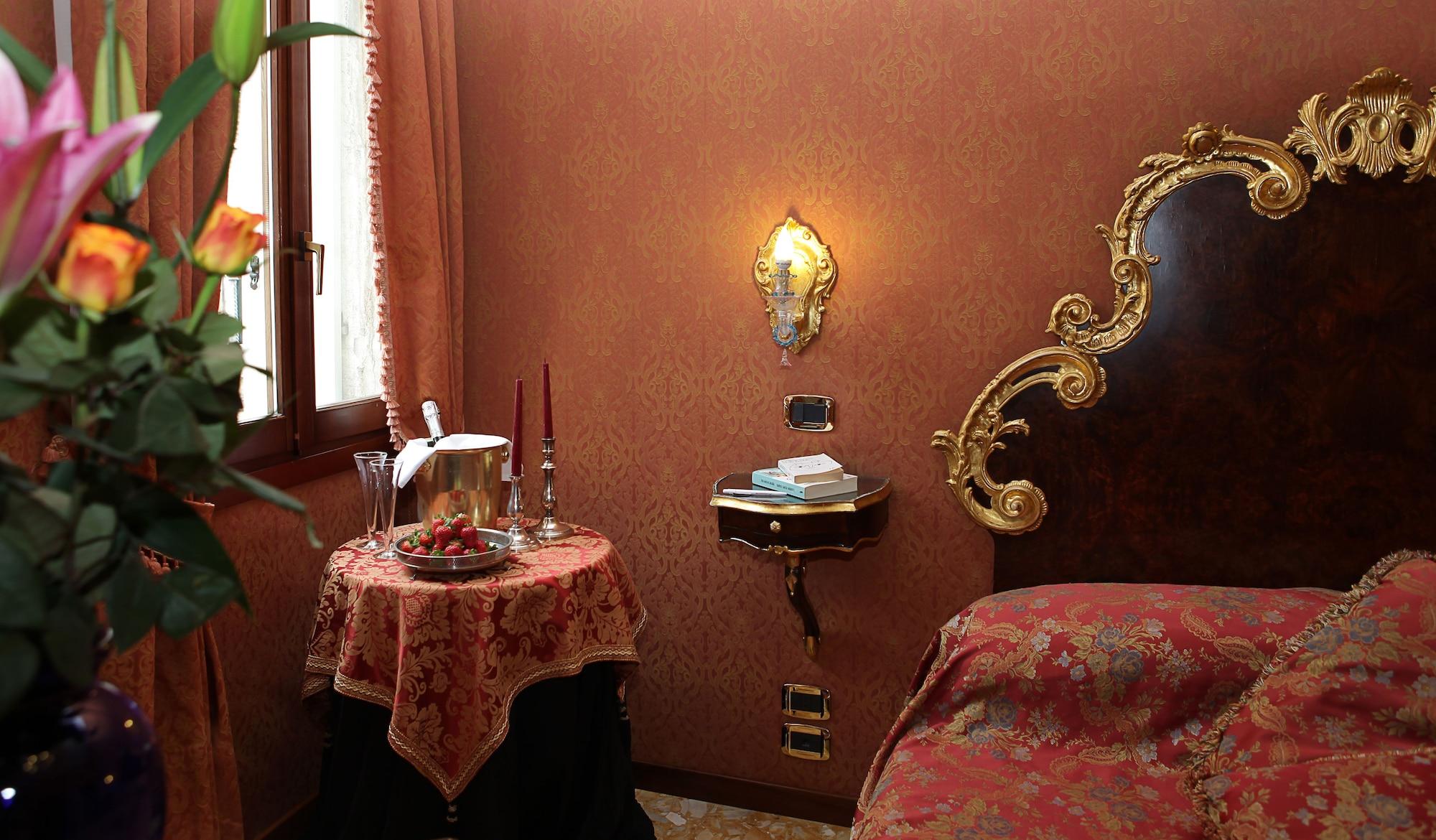 Hotel Ateneo 3*