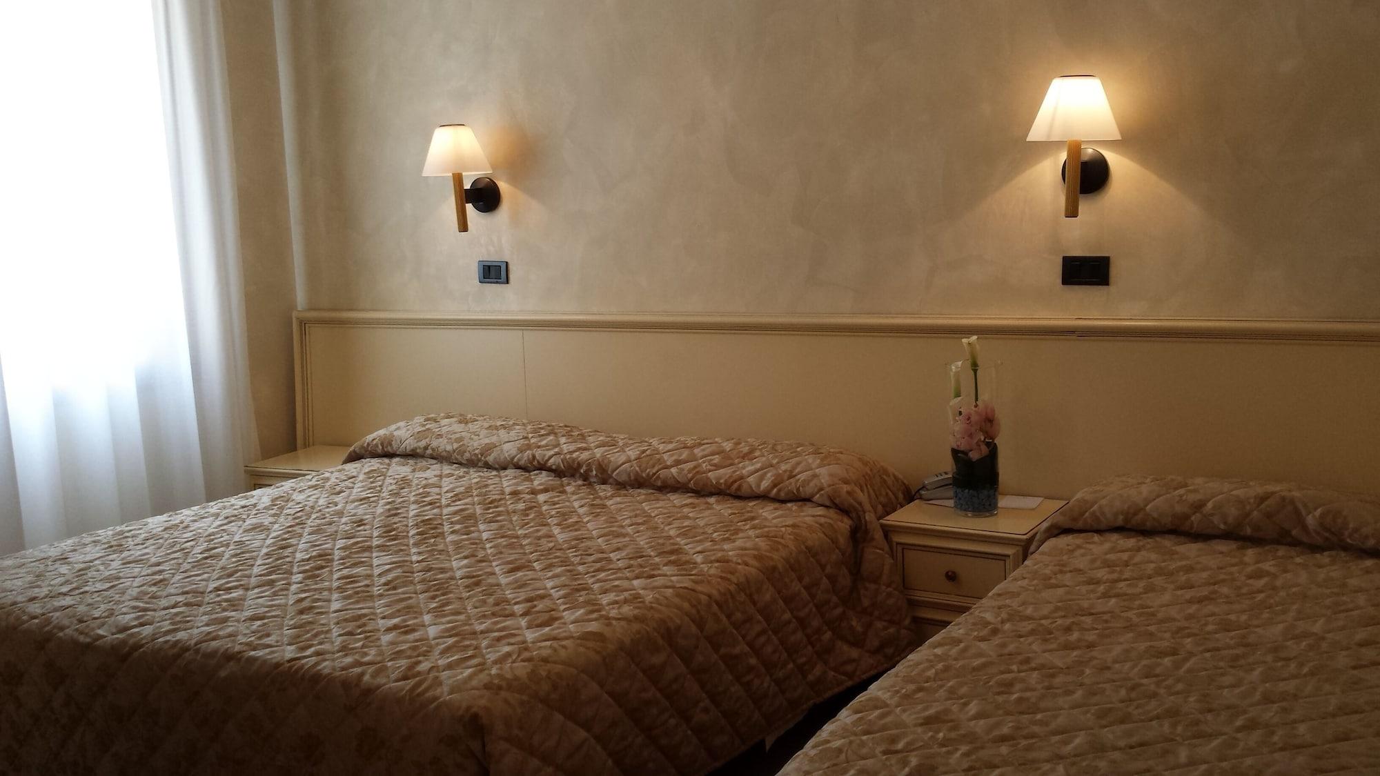 Hotel Carlton Capri Venice
