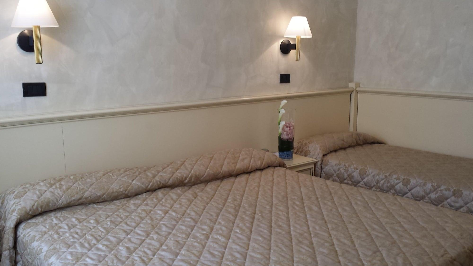 Hotel Carlton Capri 3*