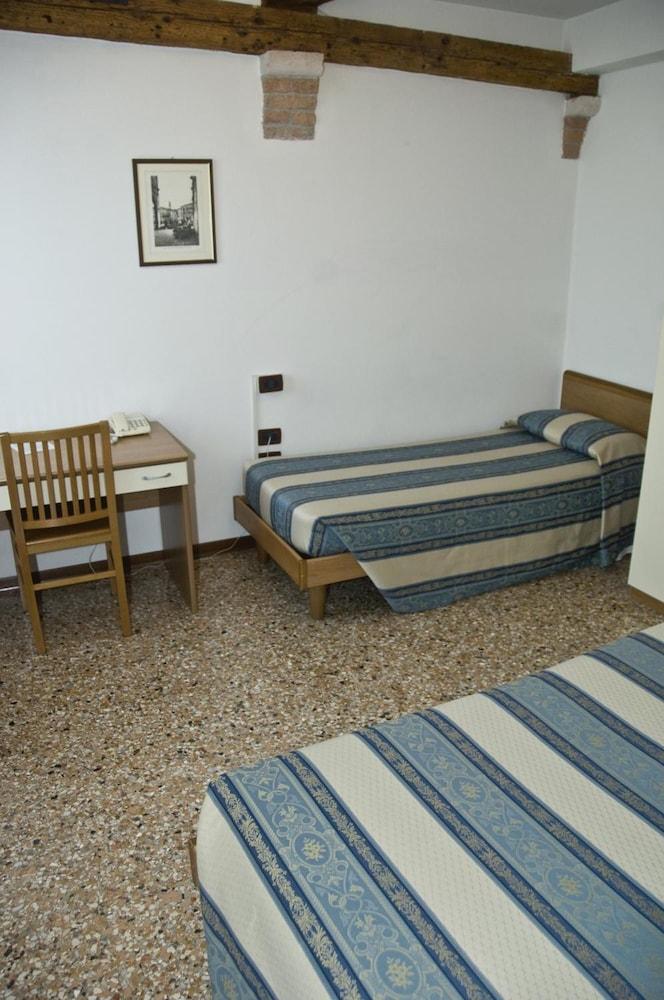 Casa Sant'andrea 2* Venice