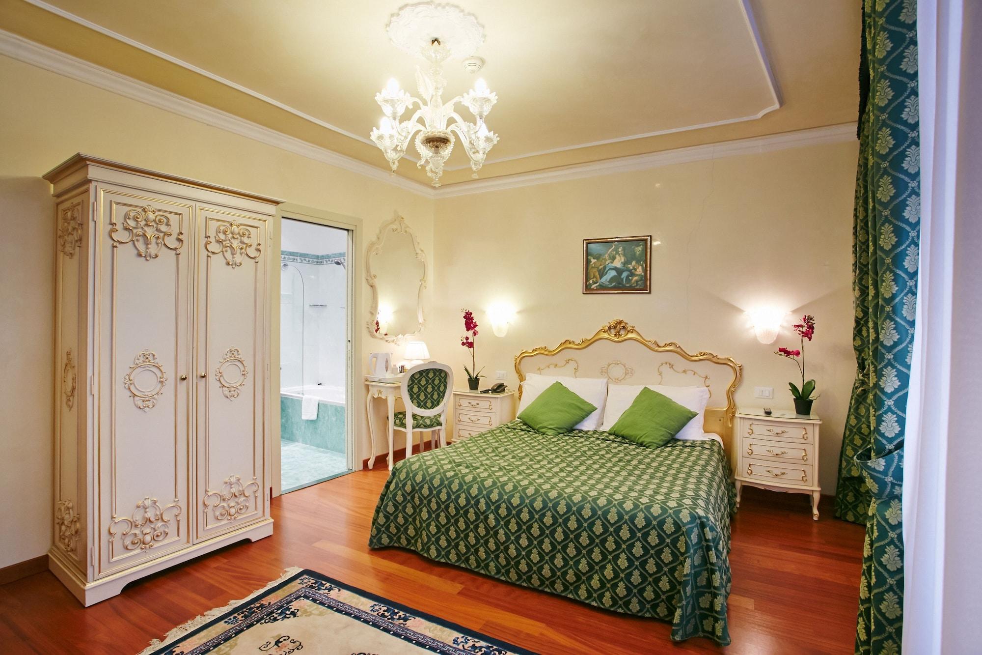 San Luca Hotel 3*