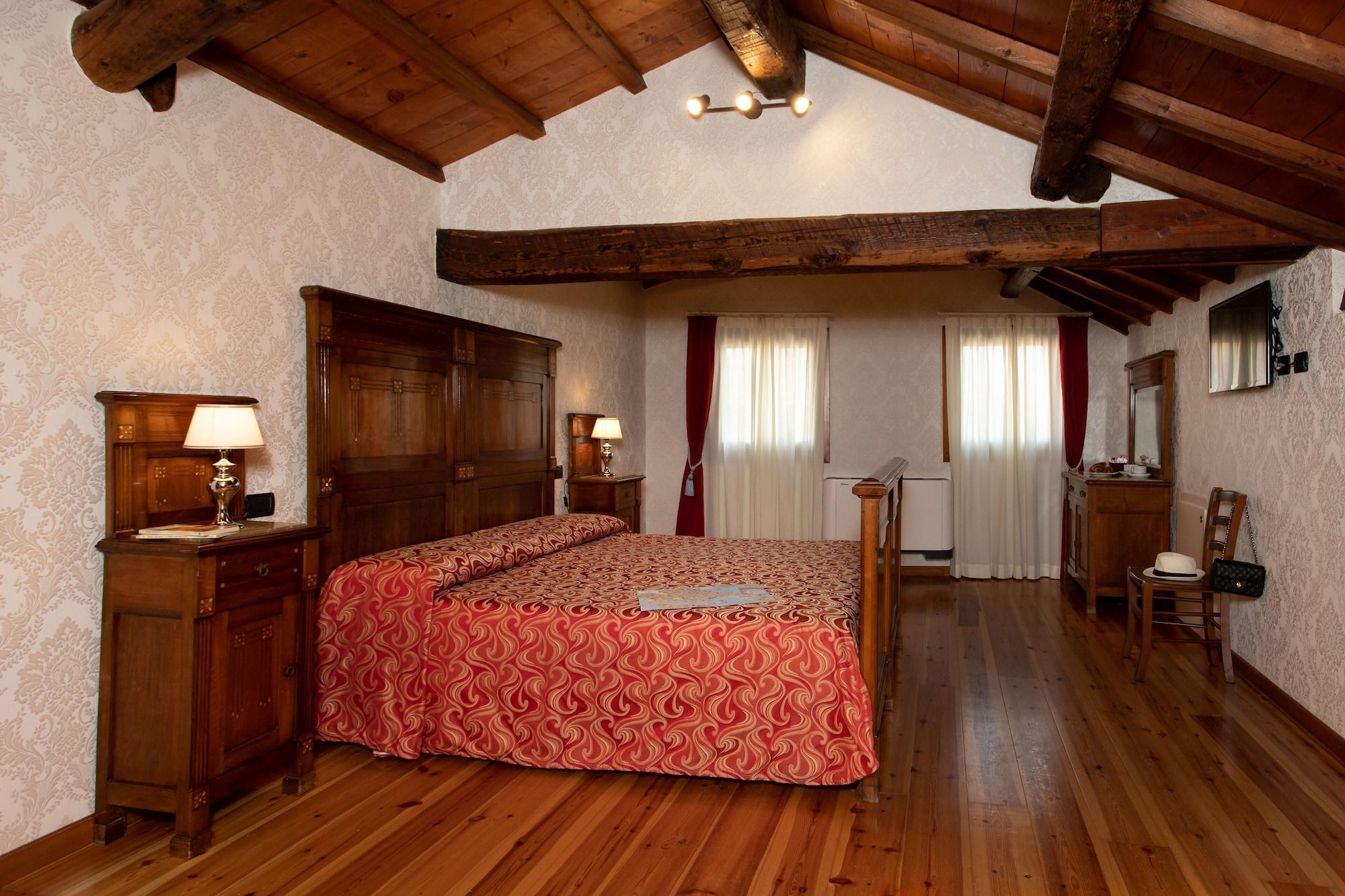 Charming Palace Santa Fosca 3*