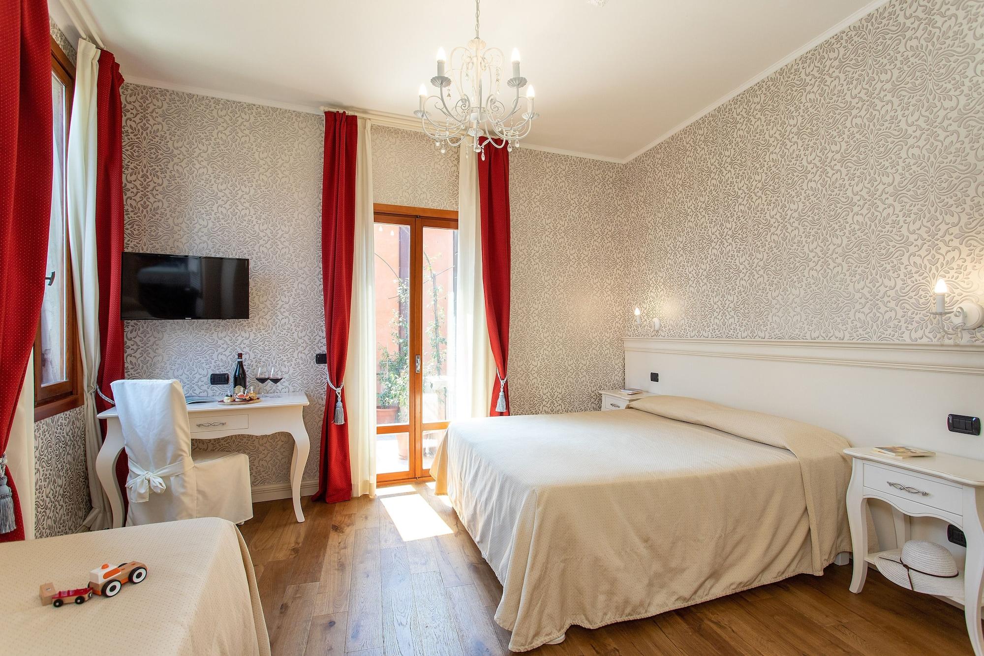 Charming Palace Santa Fosca Guest house