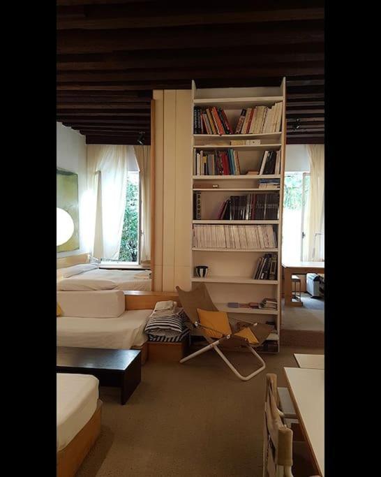 Open Space A Fra Architettura E Pittura, Fra Moderno E Antico Appartamento Venezia