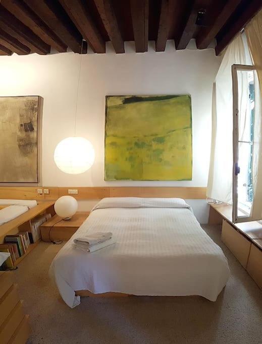 Open Space A Fra Architettura E Pittura, Fra Moderno E Antico Appartamento
