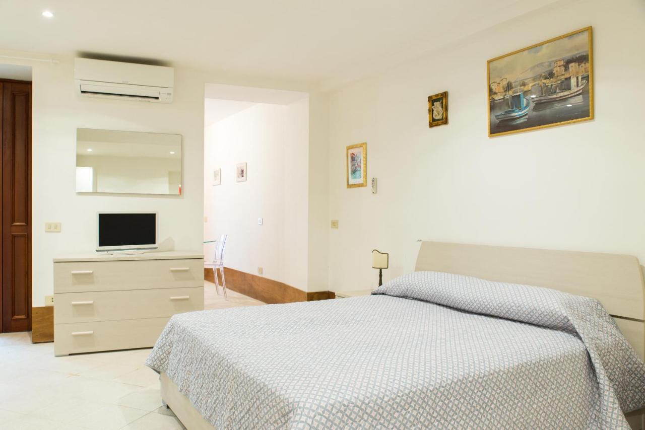 -spacious And Flat With Private Patio * Venice