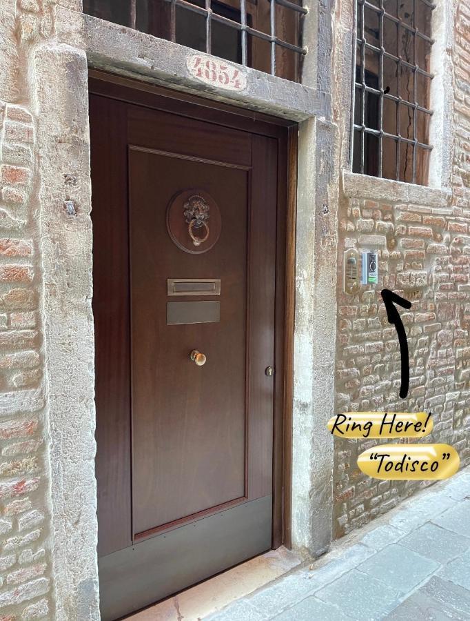 La Veneziana Boutique 2