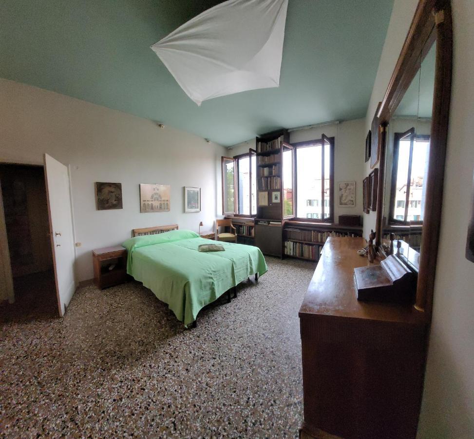 Casa Calle Renier