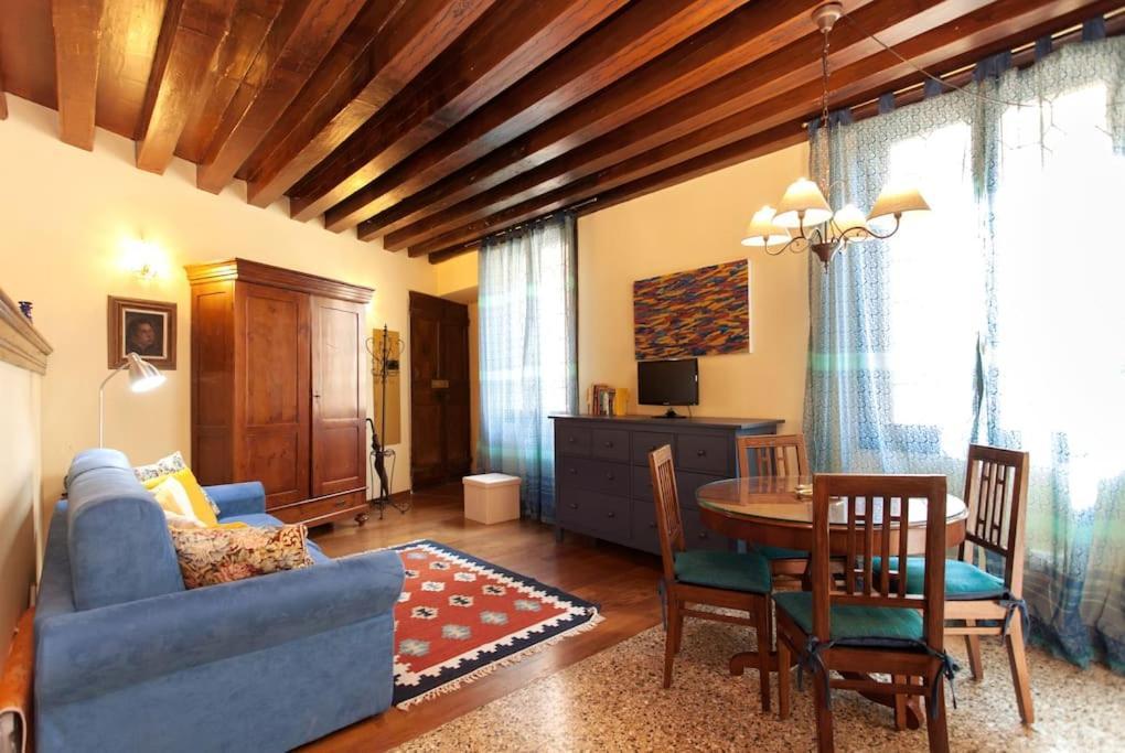 Apartment Charm - Close To Rialto And San Marco *
