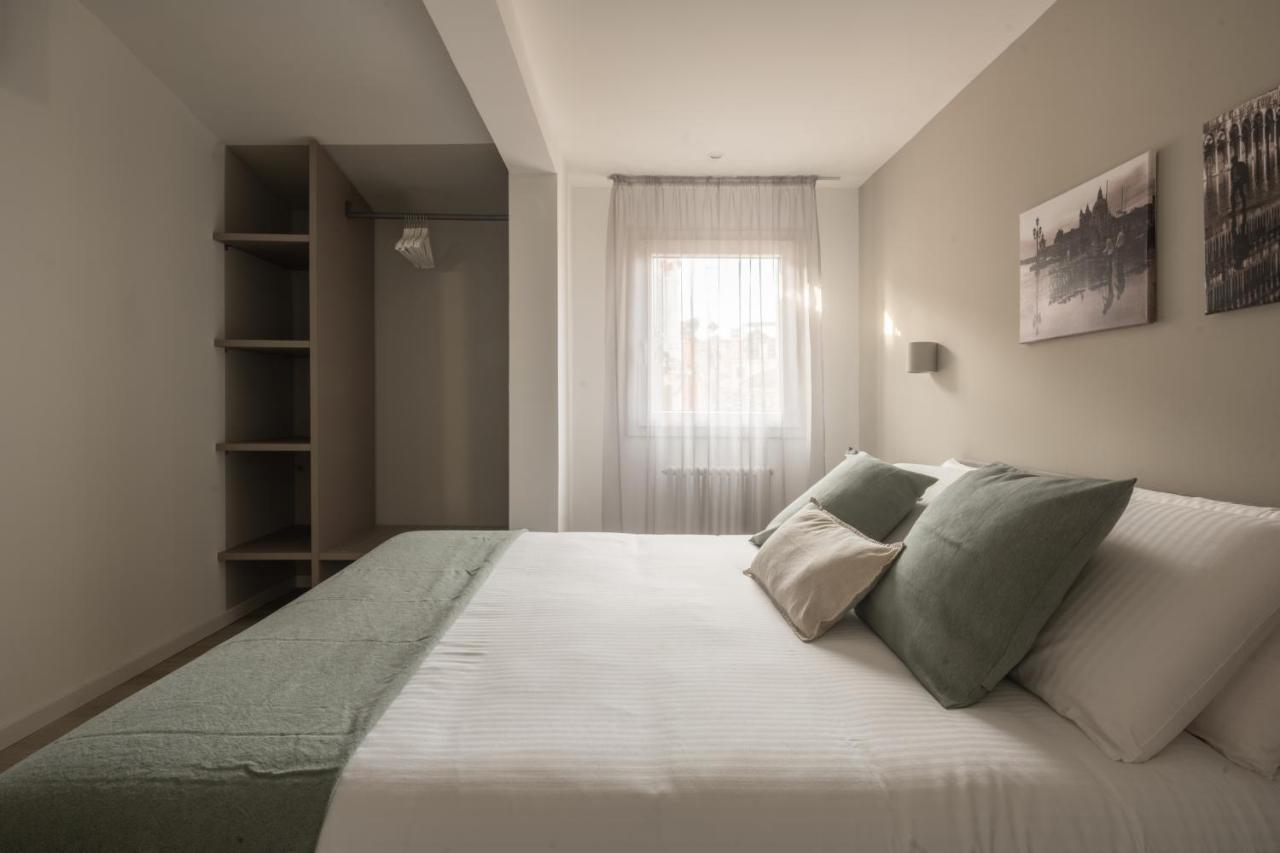 Sant'aponal Cozy With Balcony R&r * Venice