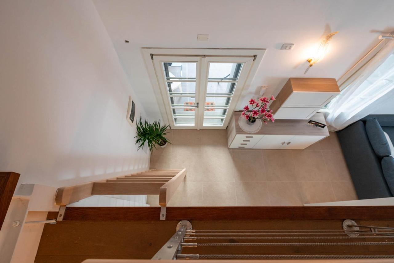 Loft In - Murano Venier Apartment *