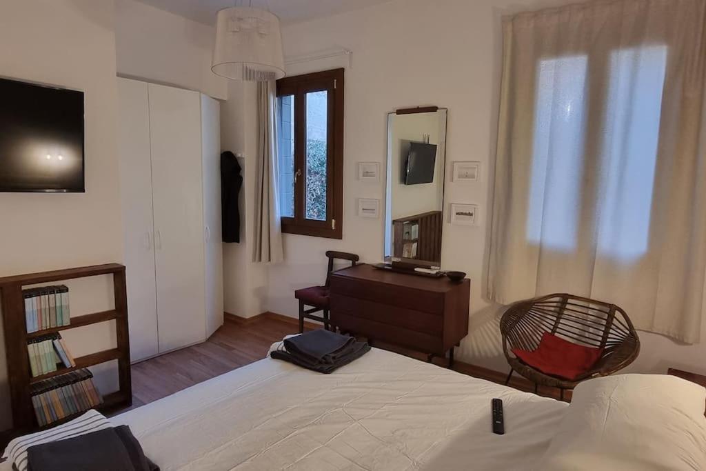 Residenza Vittoria - With Patio Apartment *