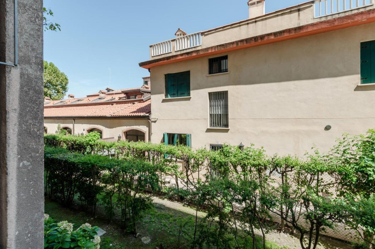 Venezia- S. Lucia Train Station Lovely Apartment! * Venezia