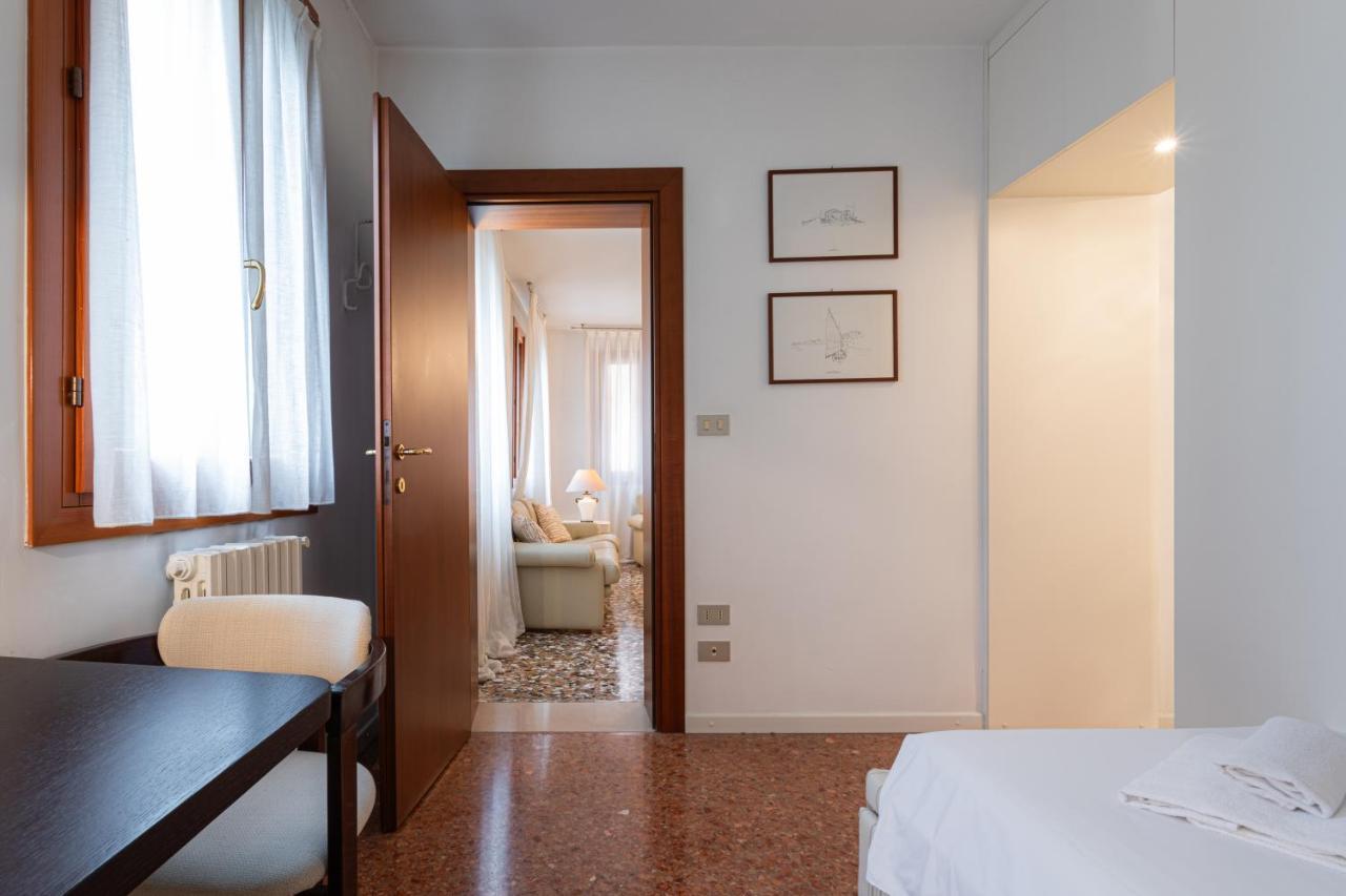 Canale View - S. Agostino Venice